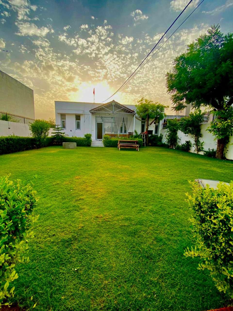 Solanki Farms & Pool Villa Garden Fully Private جايبور المظهر الخارجي الصورة